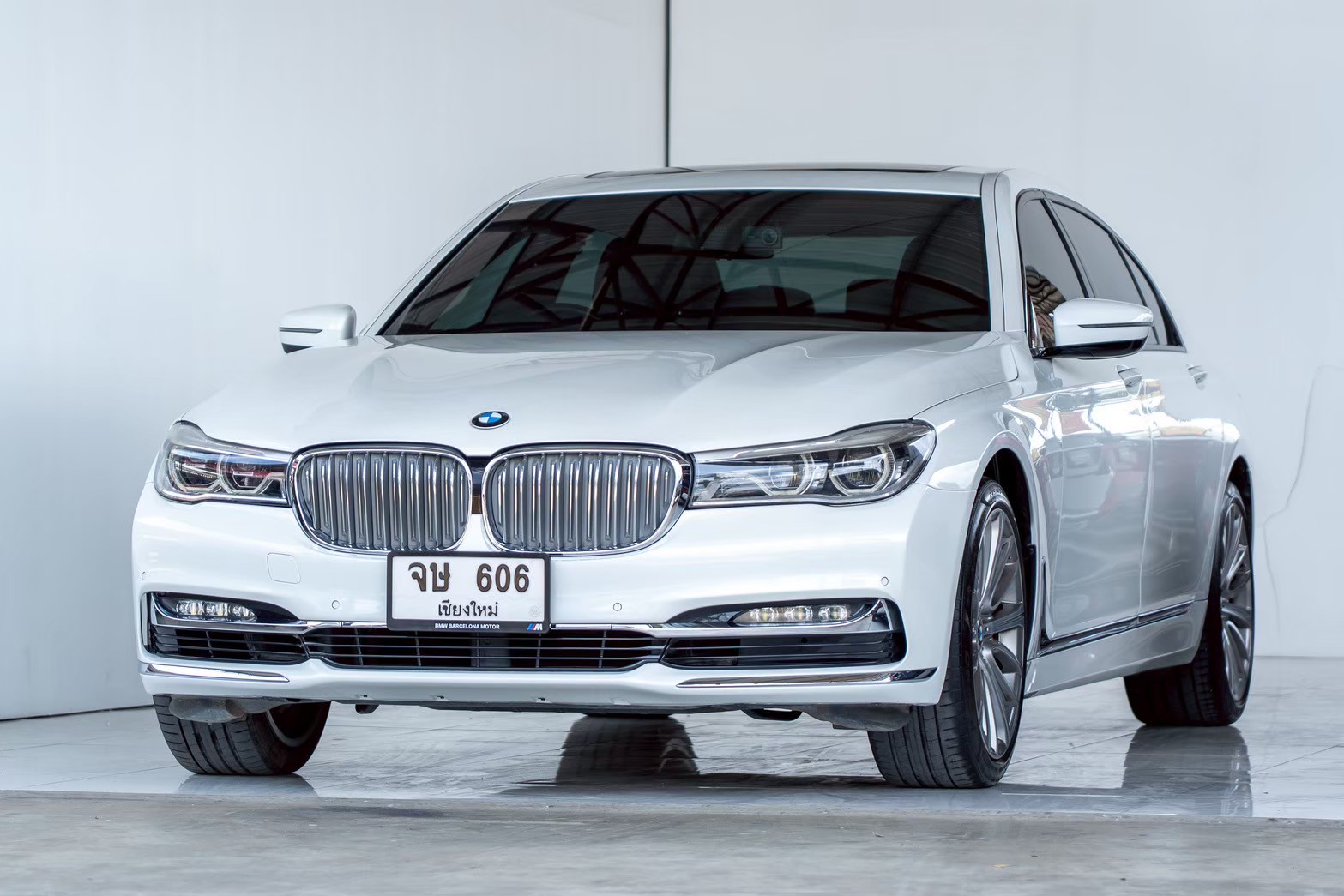BMW 740LI